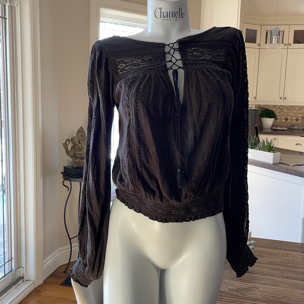 Free people small boho lace up crochet blouse